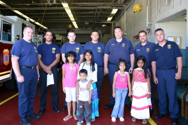 Sudarshan Chapter (in VA) celebrates Rakshabandhan with Firefighters and Police Officers