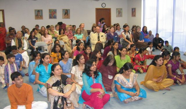 April132008_Guruvandana 339