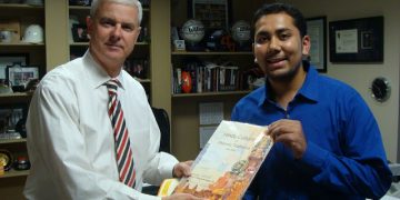 Mayor Womack - Rogers Aug 2009 Rakshabandhan 016