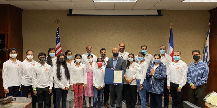 Representative Jacey Jetton presented a resolution recognizing Hindu Swayamsevak Sangh