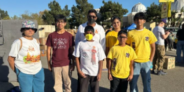 HSS Volunteers perform Seva during LA Wildfires